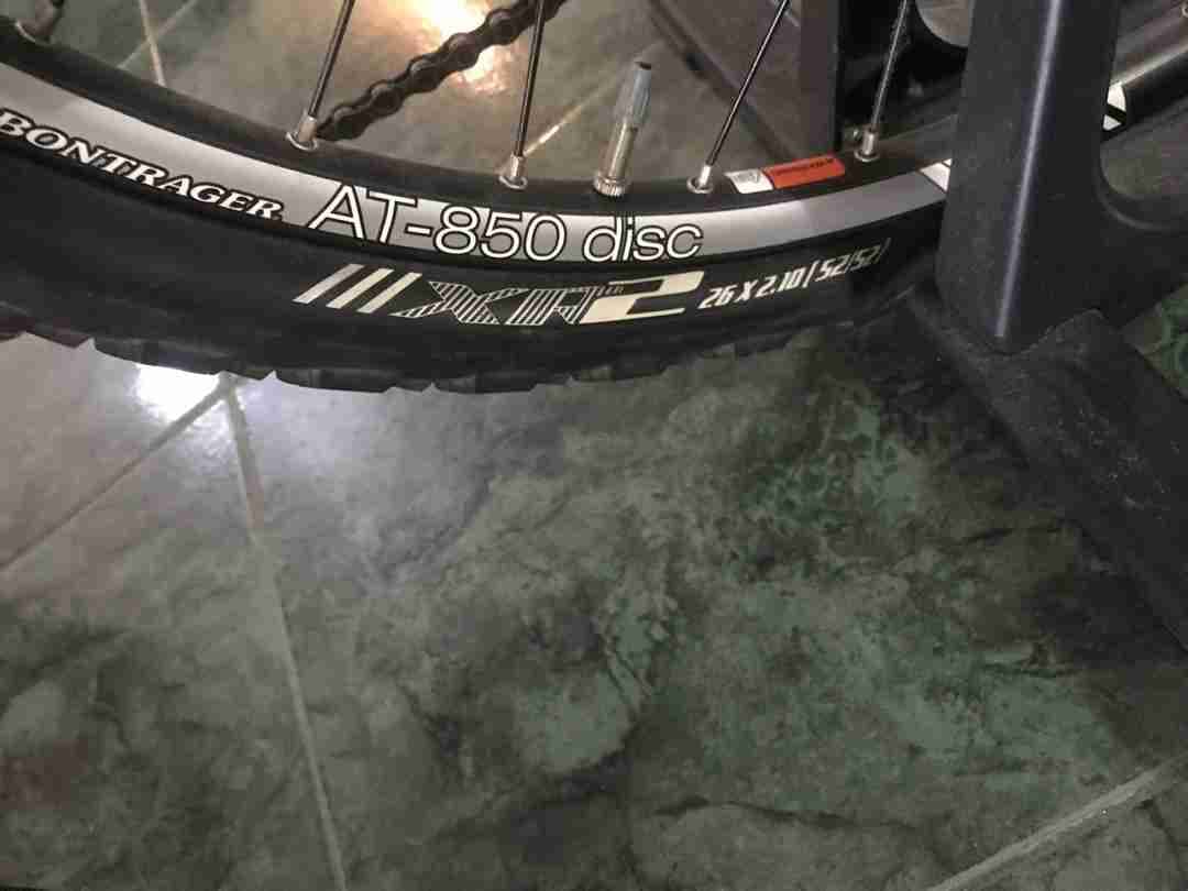 Bicicleta Trek 4300 Negra y Roja, foto 2 de 5