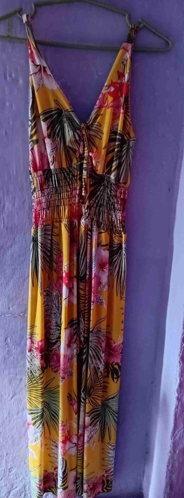 Vestido largo estampado tropical con shor, foto 2 de 2