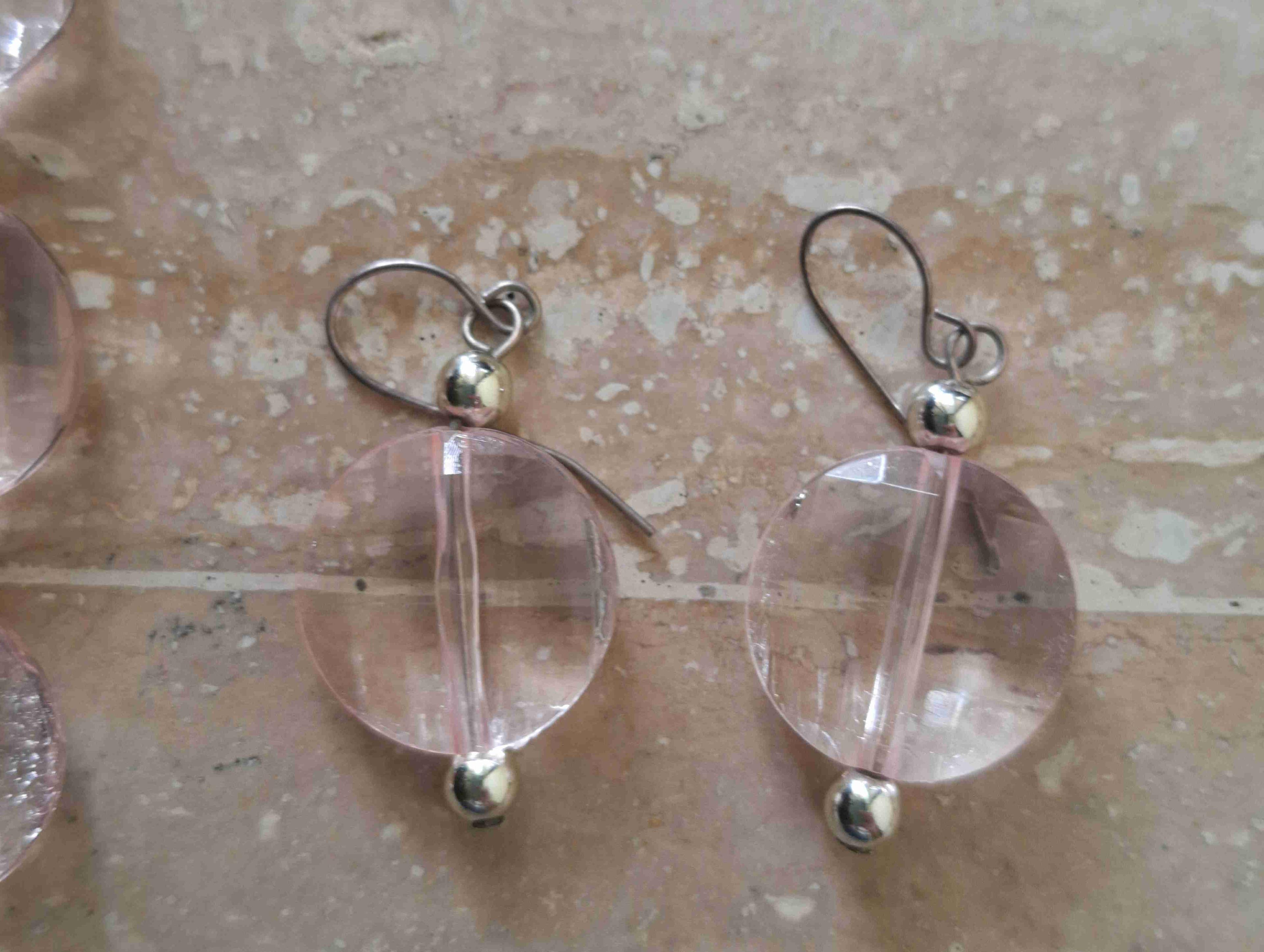 Set de collar y zarcillos rosado transparente, foto 4 de 4