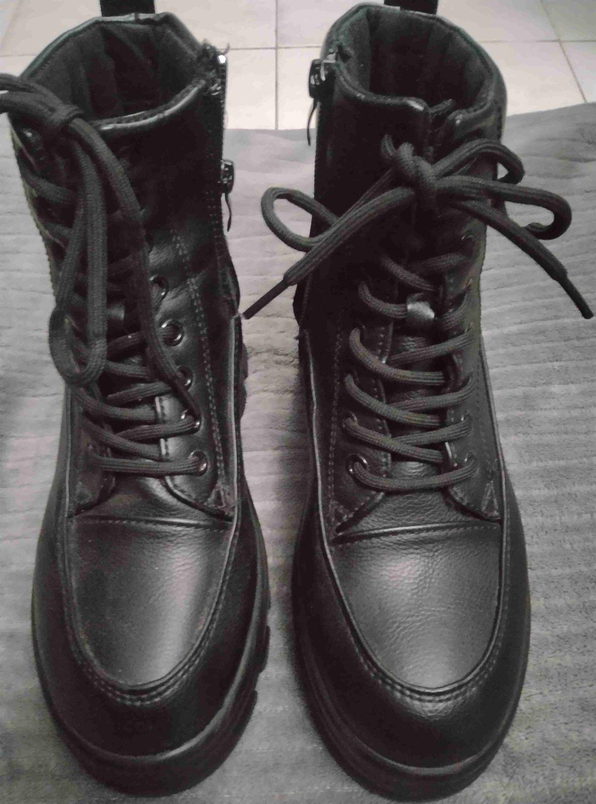 Botas de dama plataforma color negro, foto 2 de 3