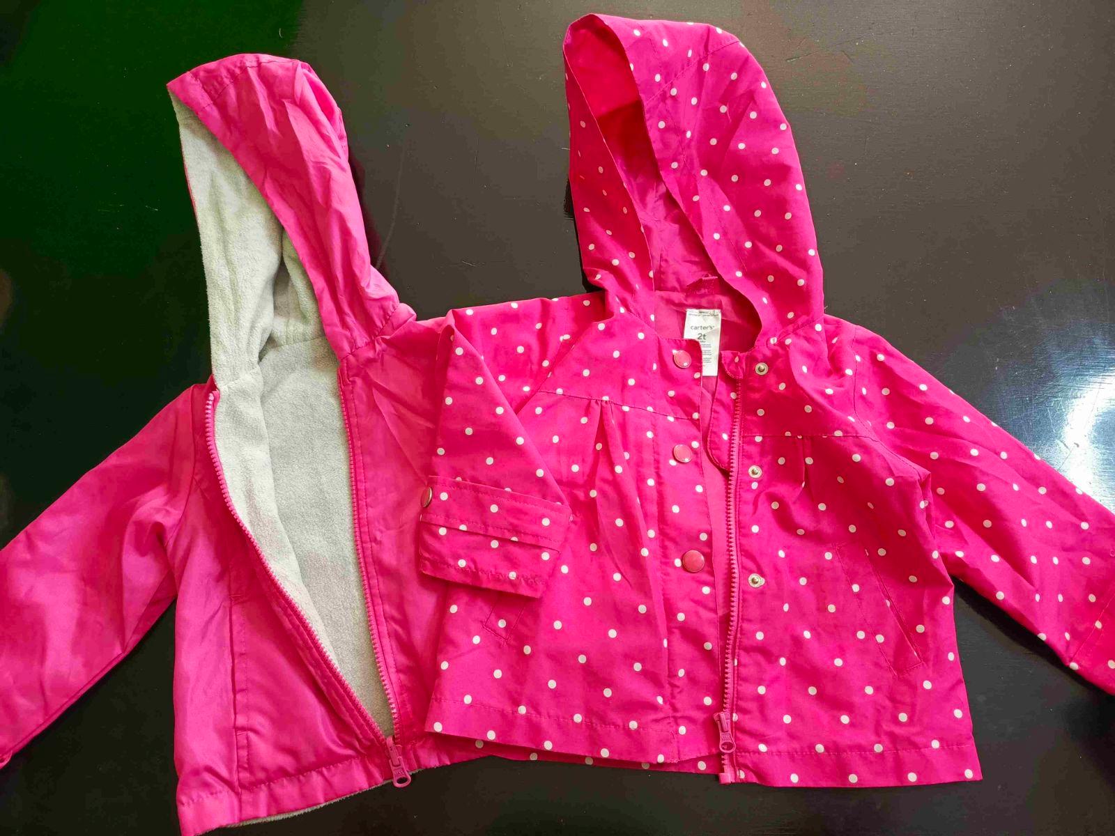 Chaqueta impermeable 2 en uno fucsia con puntos blancos, foto 2 de 2