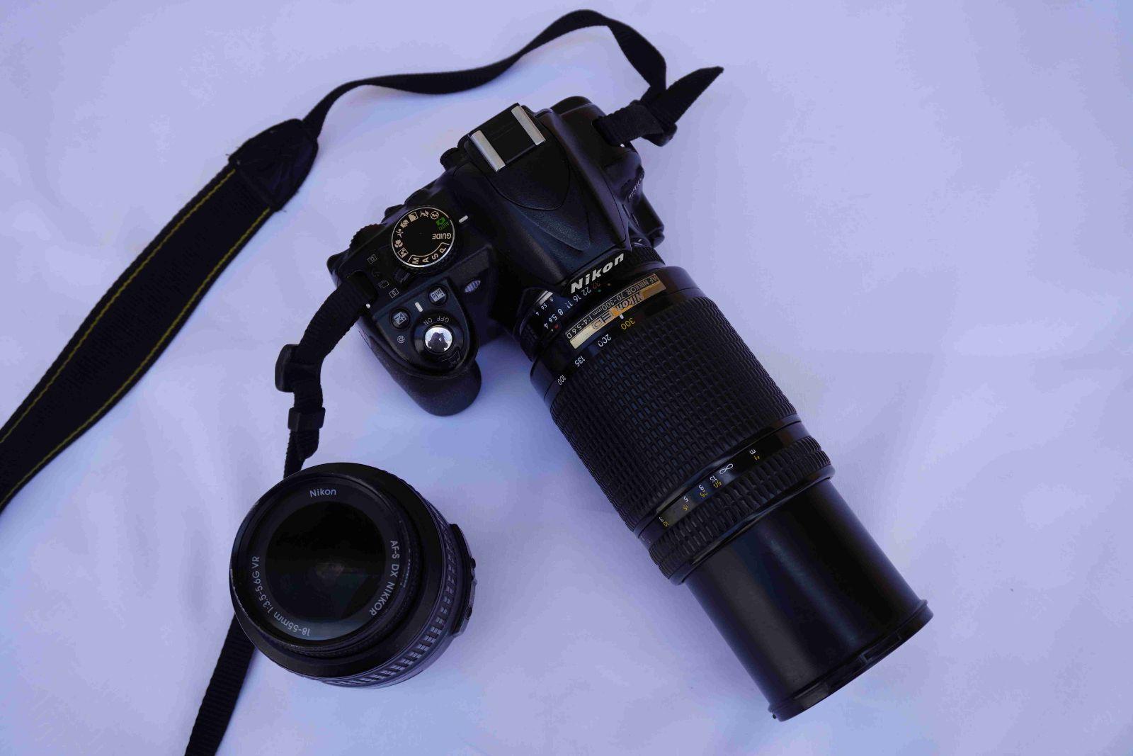 Cámara fotográfica Nikon D3100, foto 2 de 8