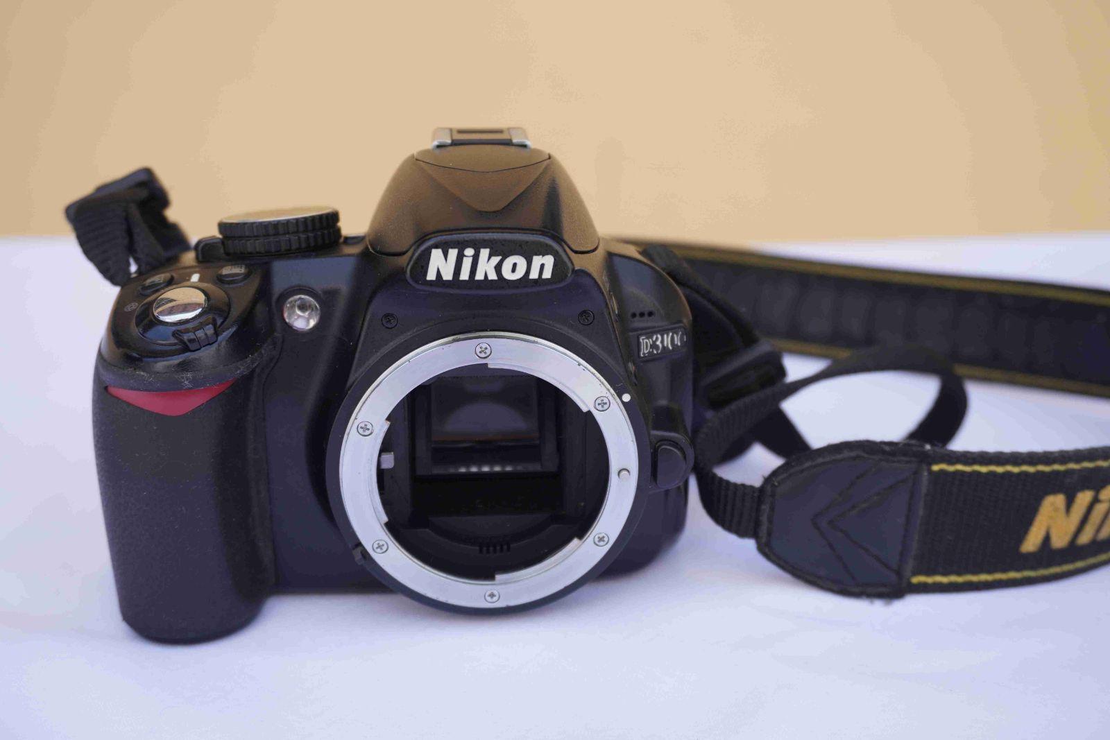 Cámara fotográfica Nikon D3100, foto 4 de 8