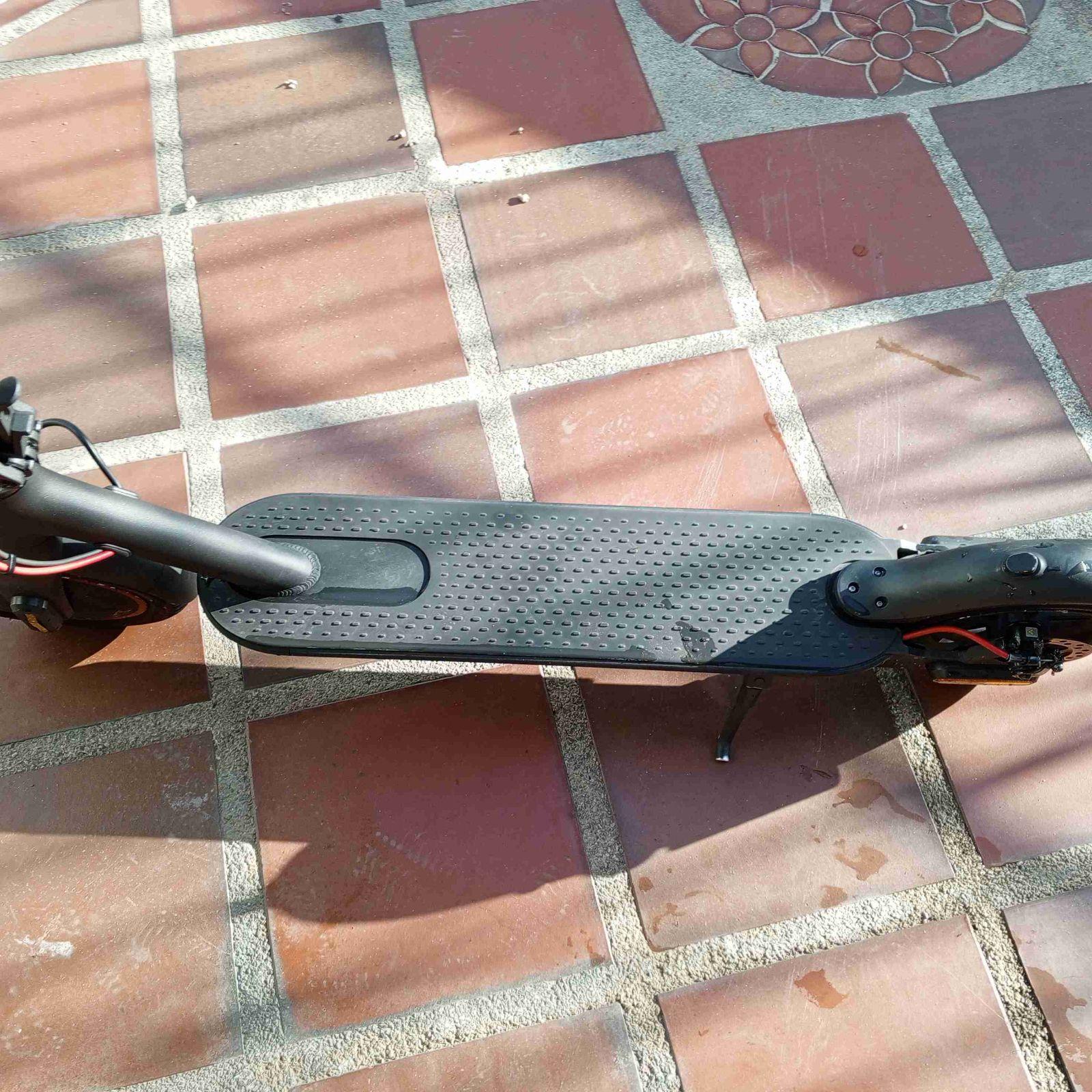 Monopatín eléctrico, foto 3 de 4