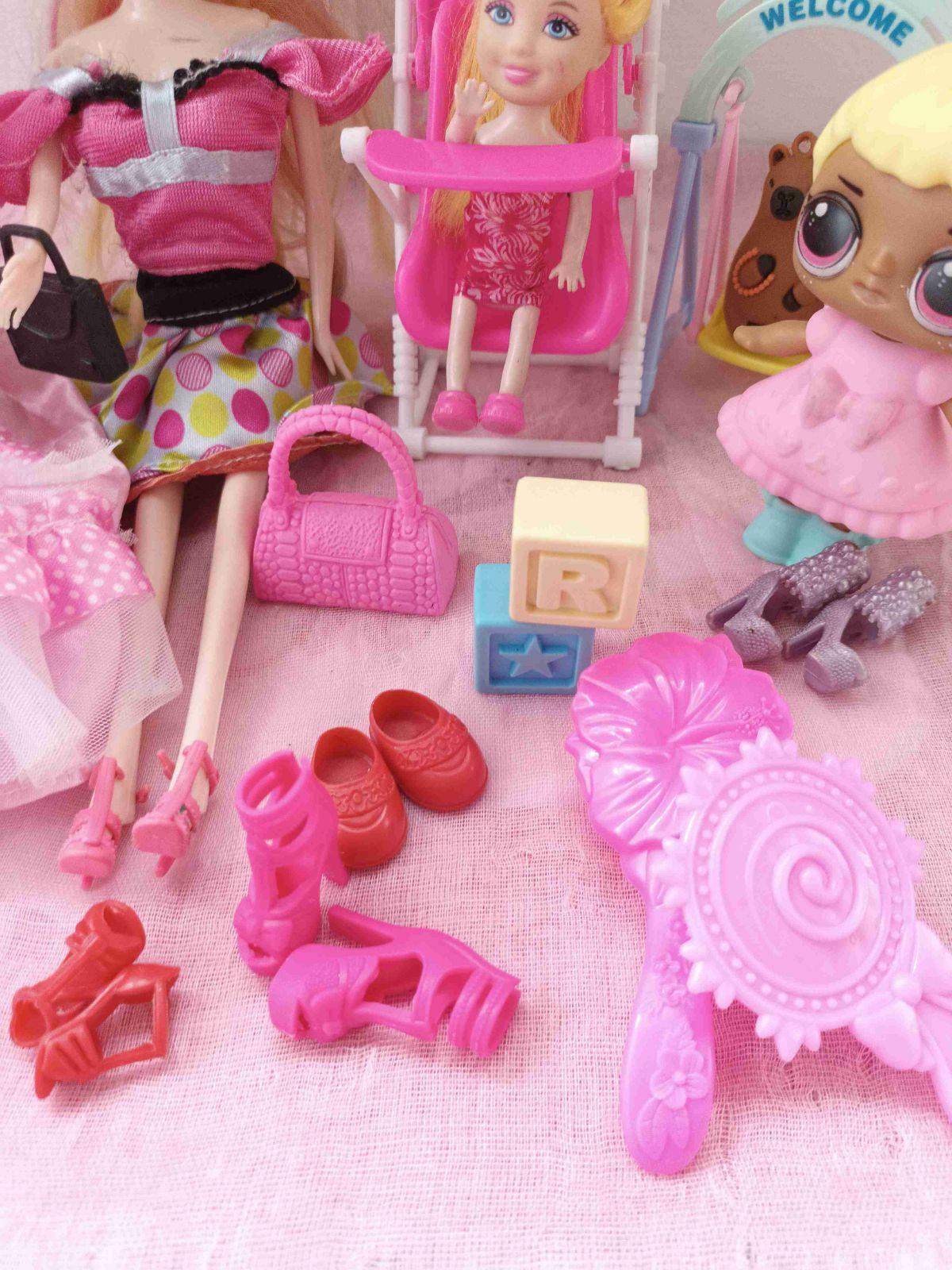 Lote de muñecas y accesorios de juguete, foto 5 de 7