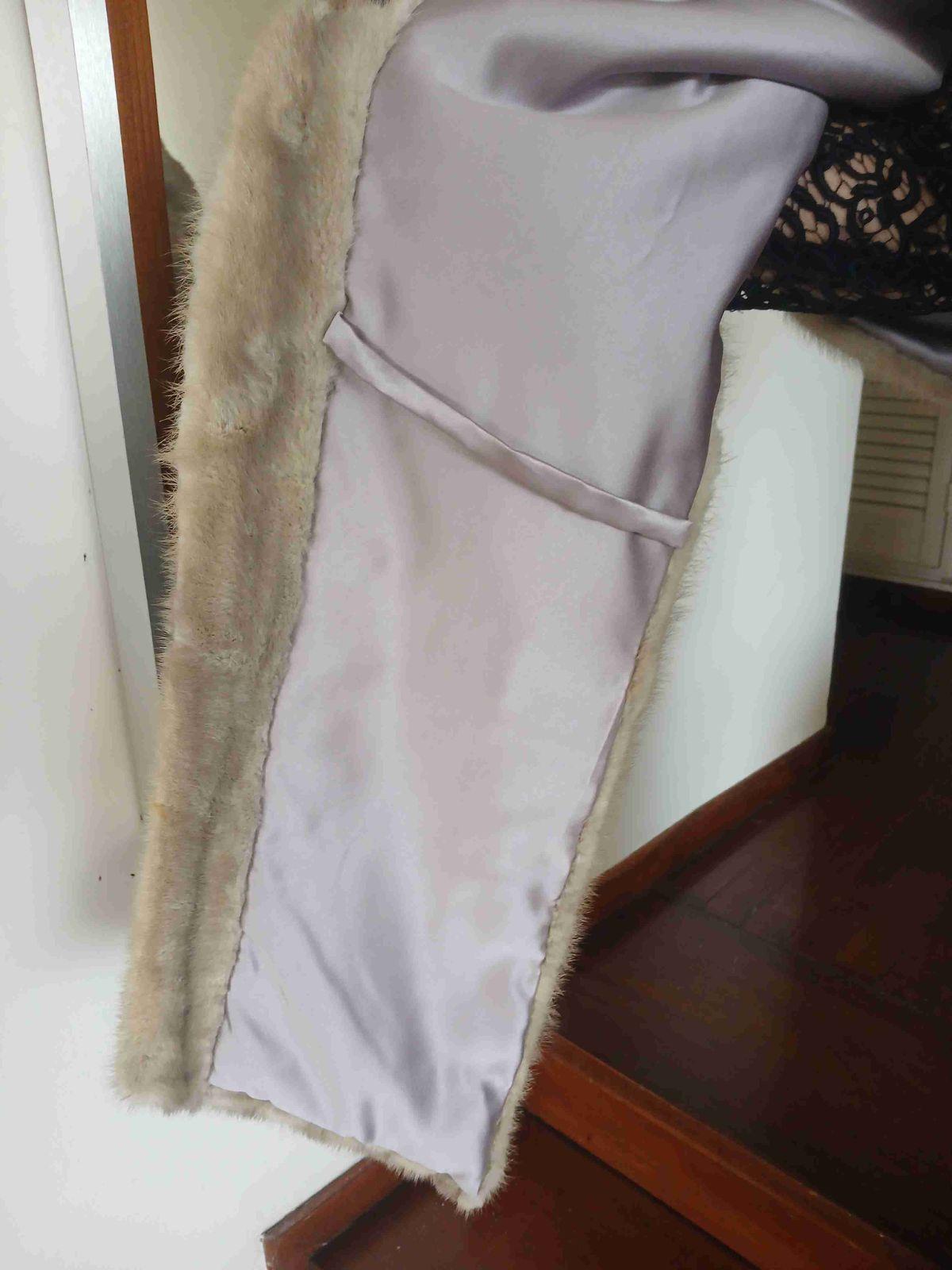 Estola de piel visón (mink) de alta peleteria color beige, foto 4 de 4