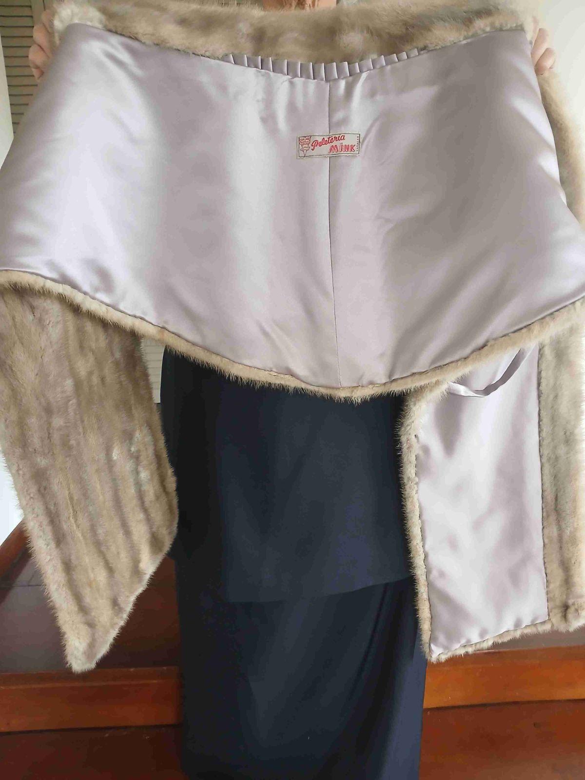 Estola de piel visón (mink) de alta peleteria color beige, foto 2 de 4