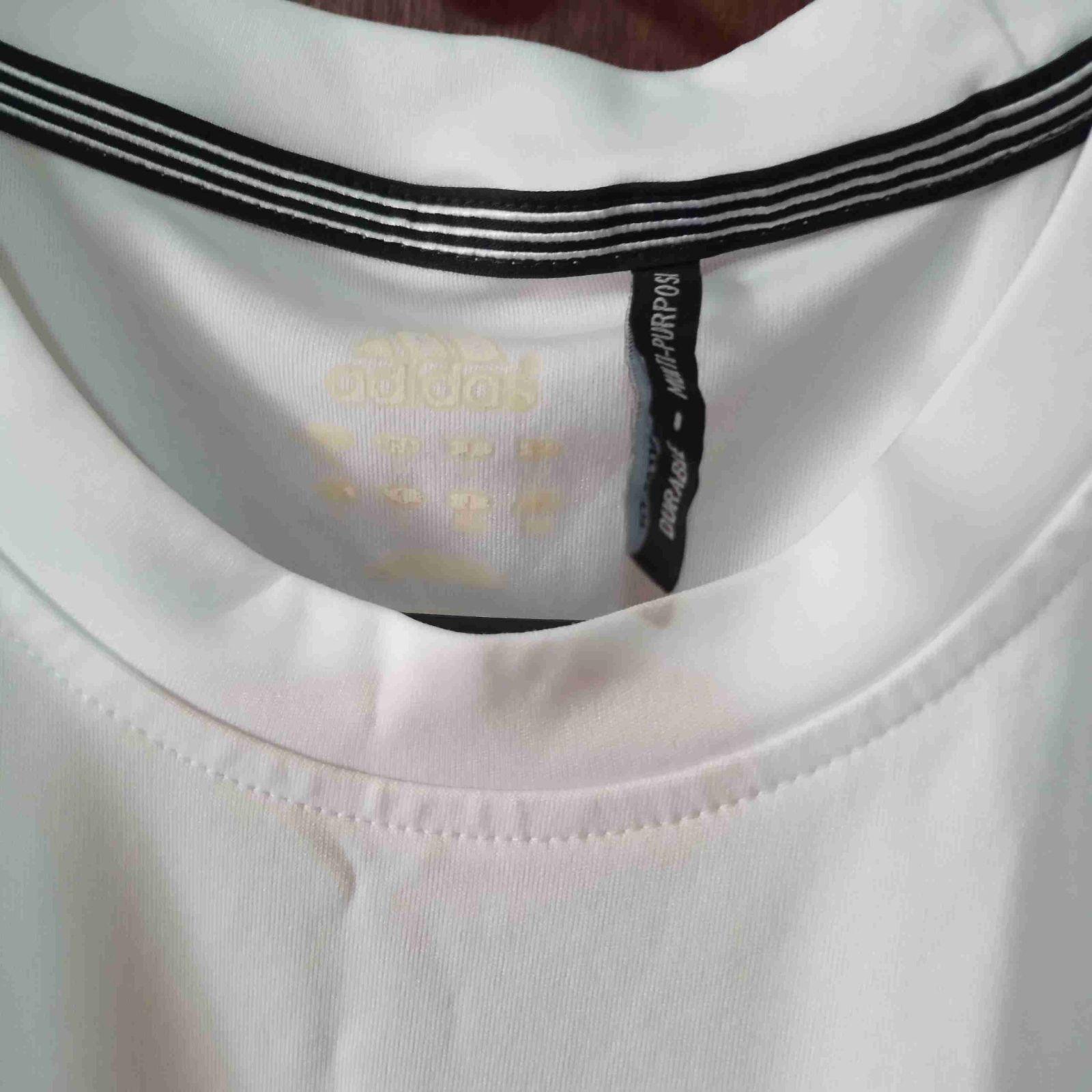 Camisa deportiva sin mangas Adidas blanca, foto 4 de 4