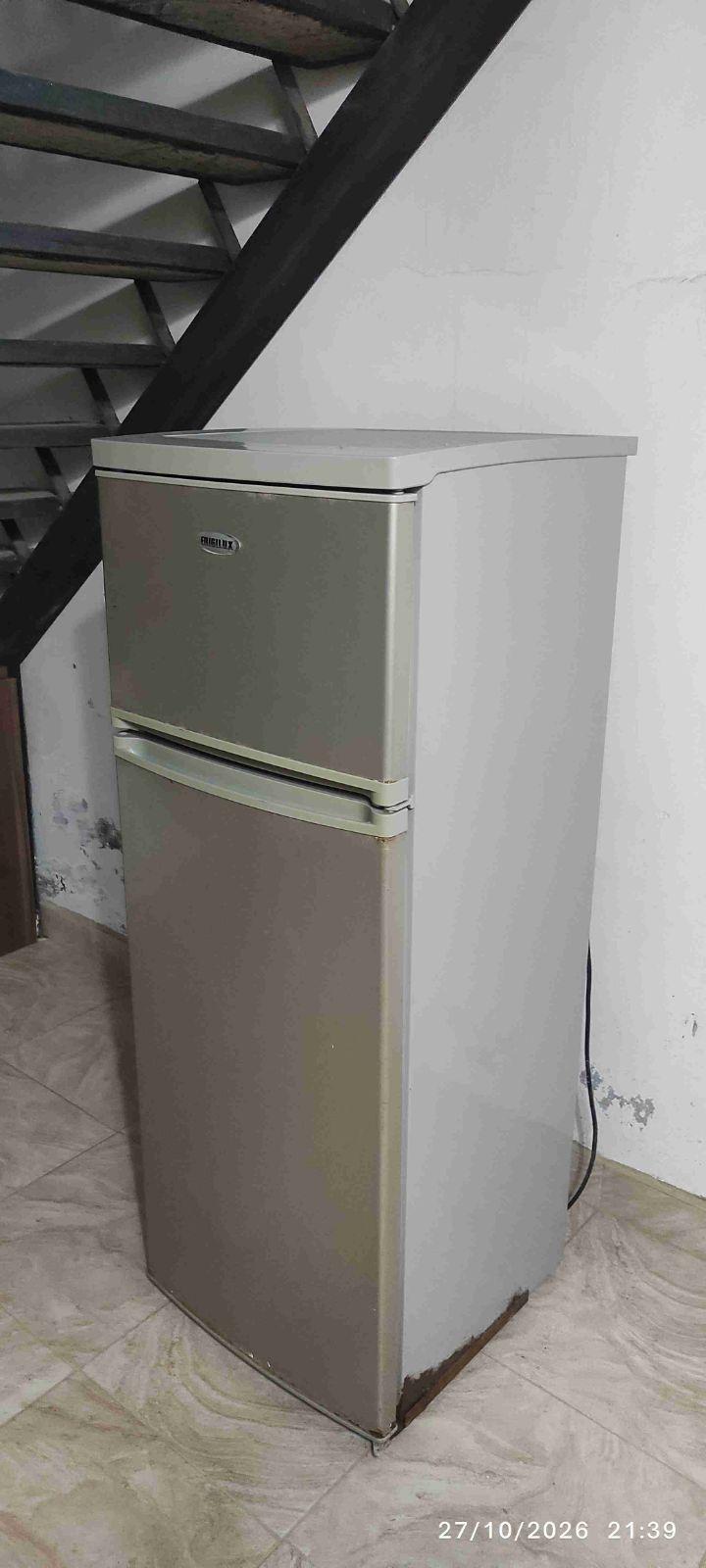 Nevera De Dos Puertas Gris, foto 2 de 5