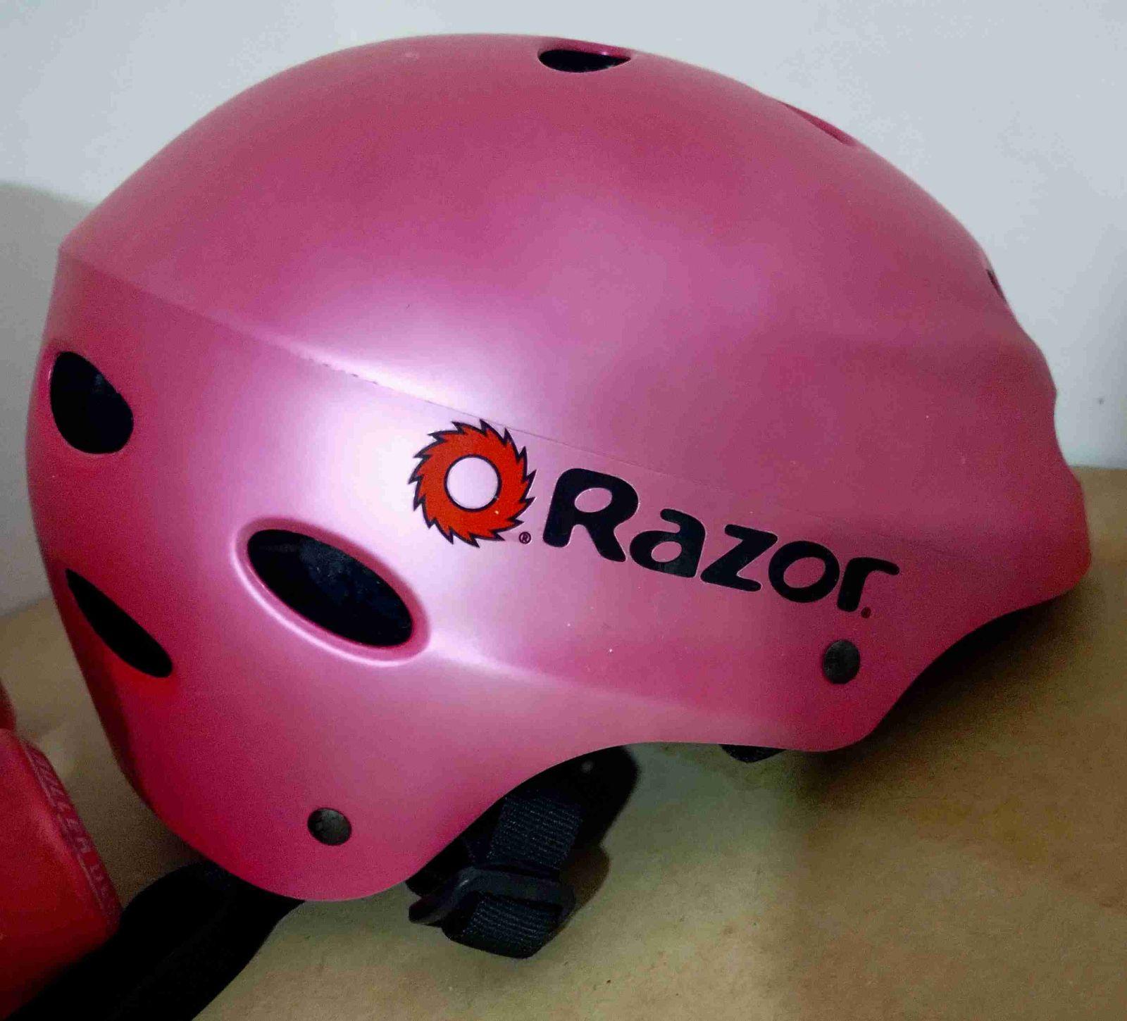 Patines Roller Derby y Casco Razor Rosados, foto 2 de 6