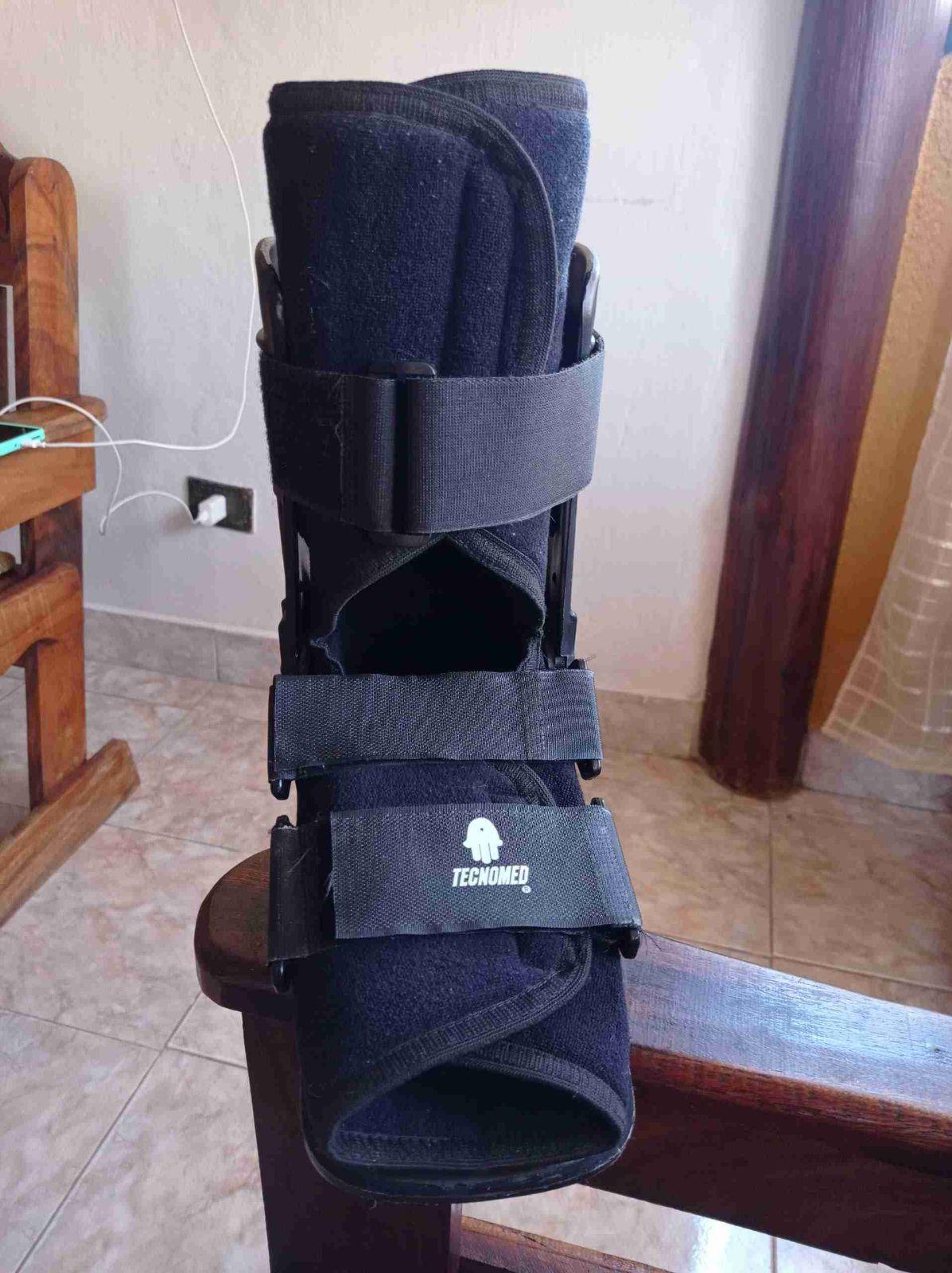 Bota Ortopédica Tecnomed Negra, foto 2 de 2