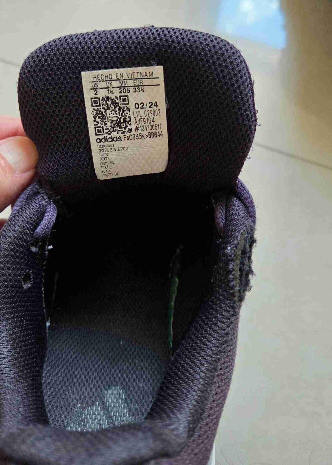 Zapatos deportivos Adidas Negro con Amarillo, foto 5 de 5
