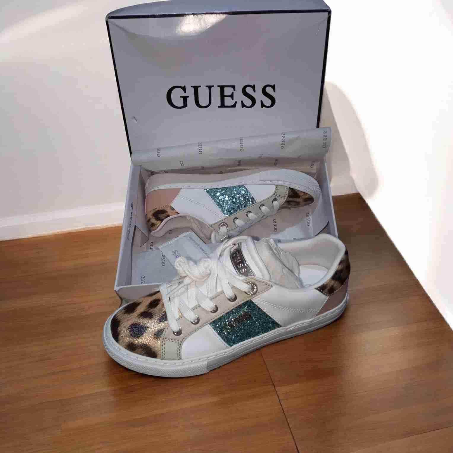 Zapatos Guess originales, foto 4 de 8