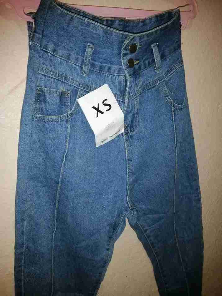 Pantalón Rígido (talla/xs.3.4), foto 2 de 3