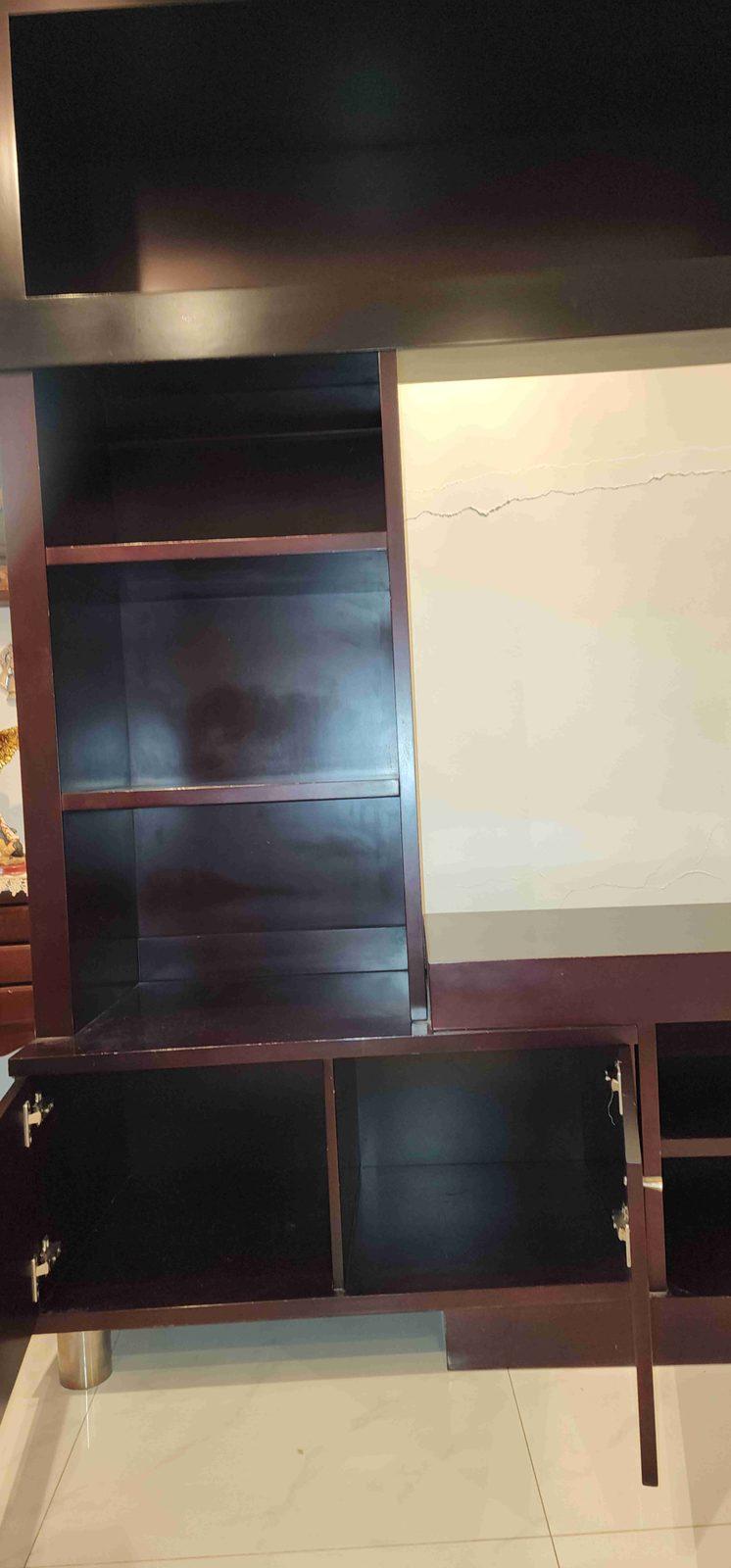 Centro de entretenimiento de madera marrón oscuro, foto 4 de 6