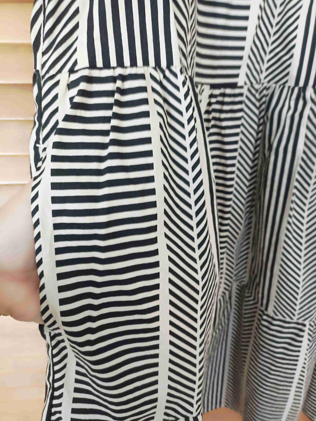 Vestido Blanco y Negro Estampado Rayas y Chevron, foto 4 de 4