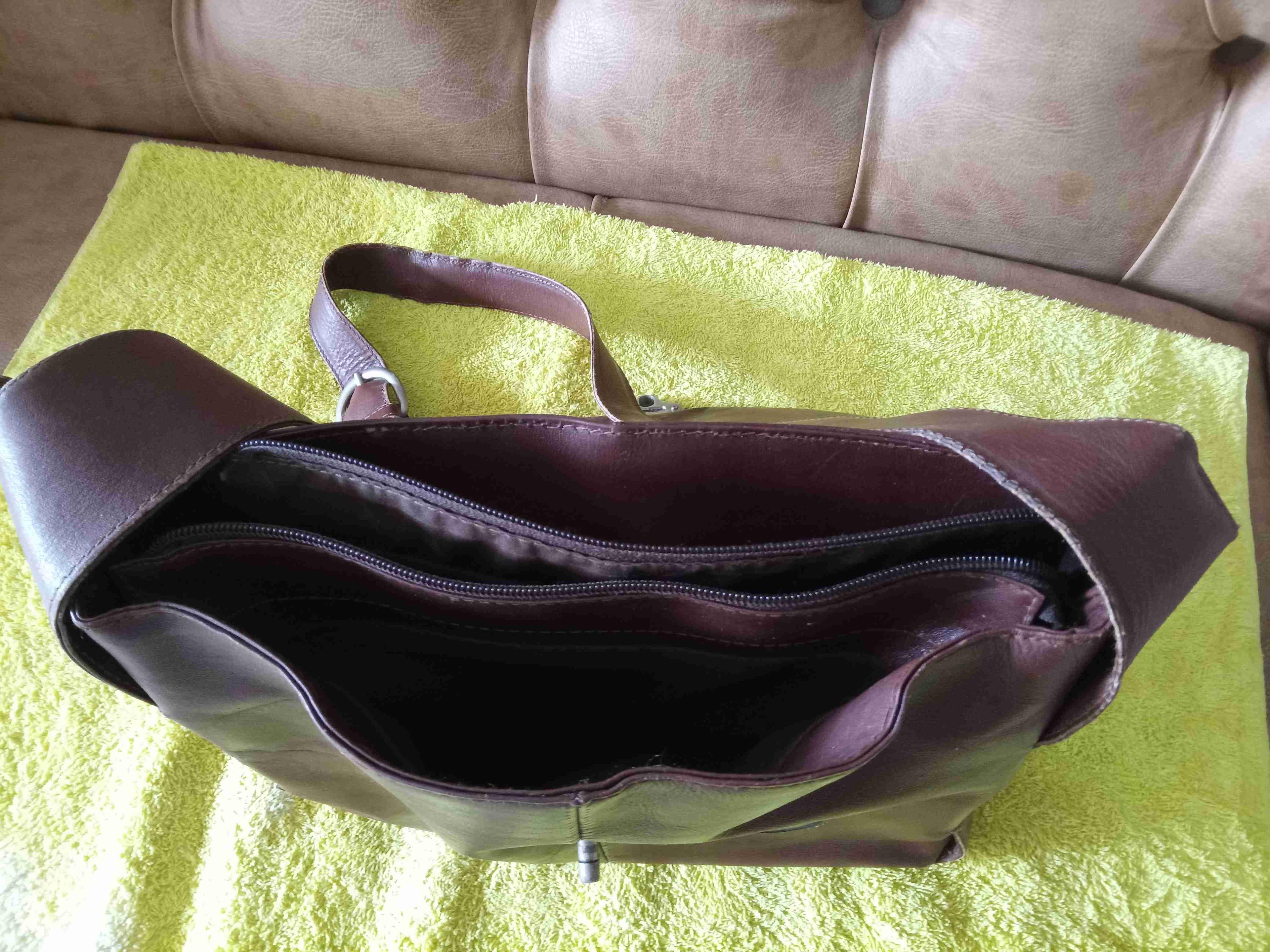 Cartera marrón, foto 3 de 5