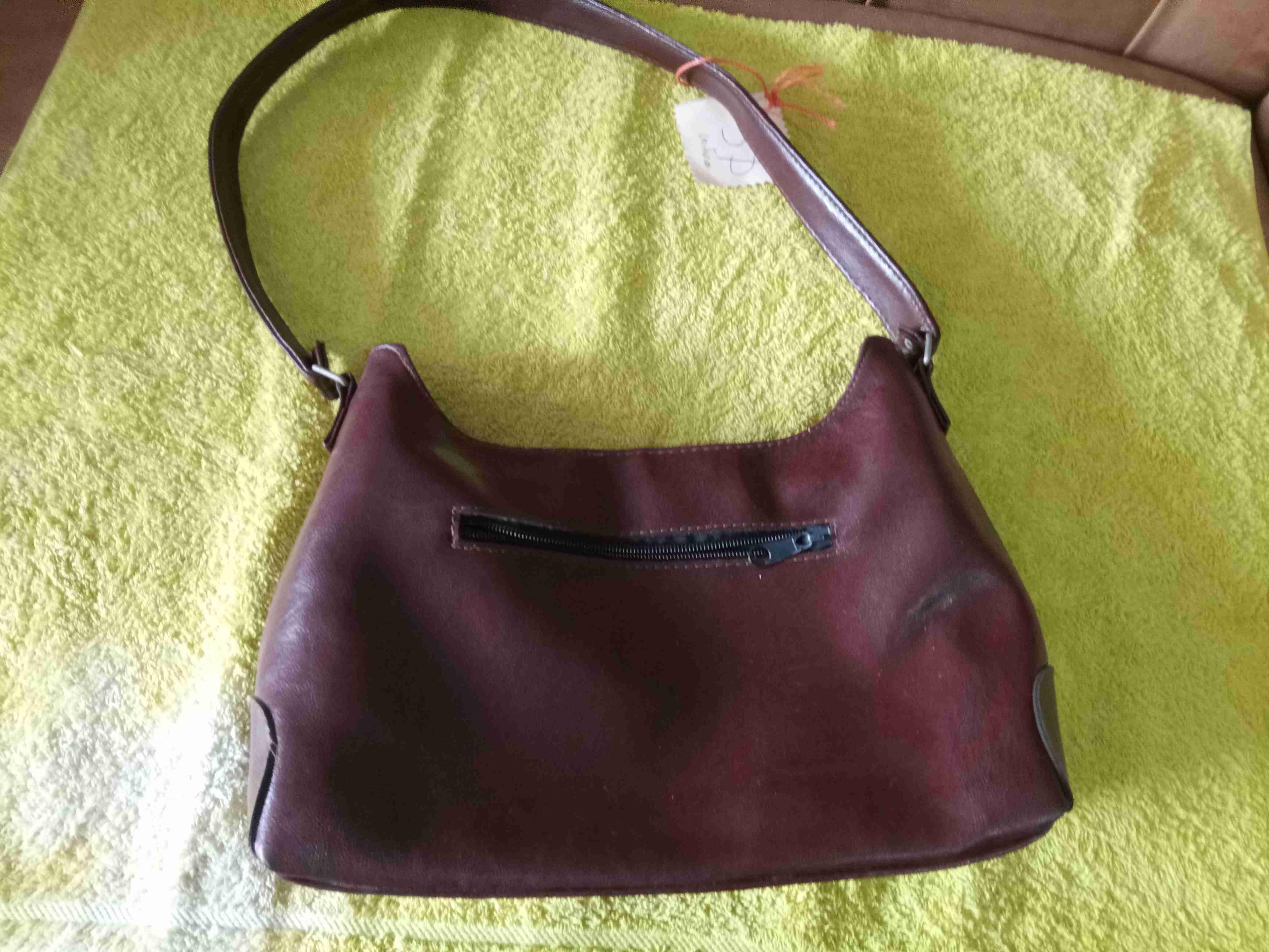 Cartera pequeña marrón, foto 2 de 4