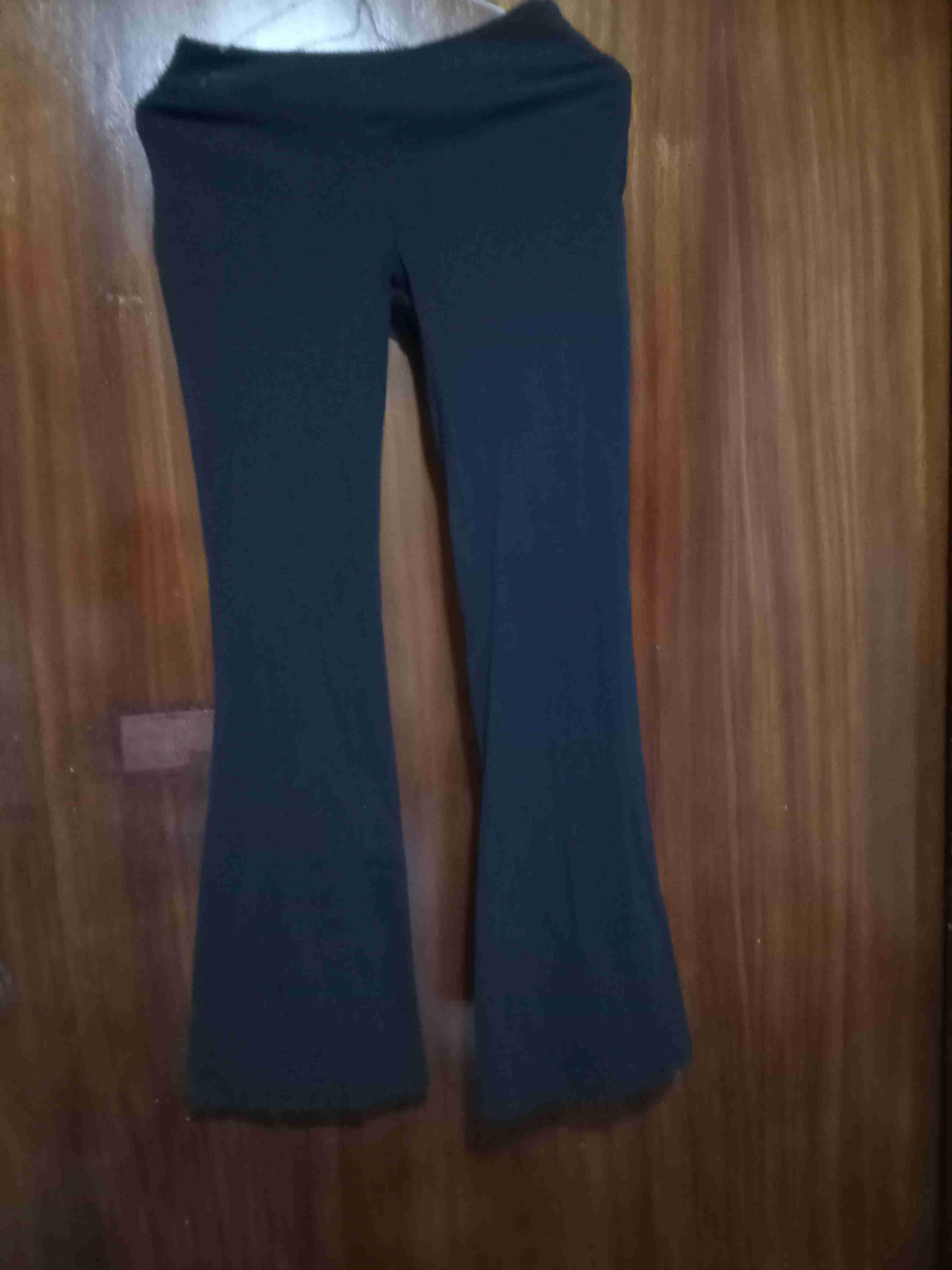 Pantalón negro, foto 3 de 6