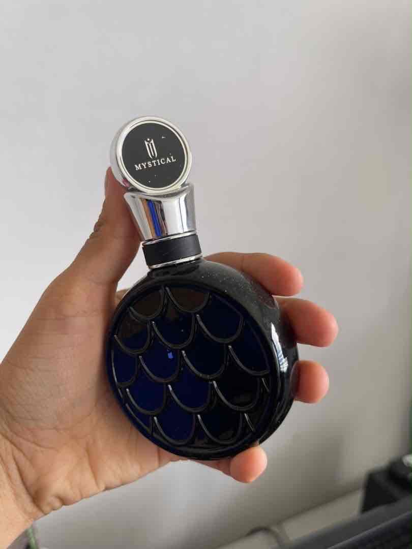 Perfume Mystical botella redonda azul, foto 1 de 1
