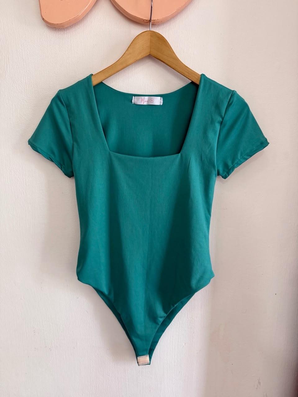 Body verde manga corta escote cuadrado, foto 1 de 1