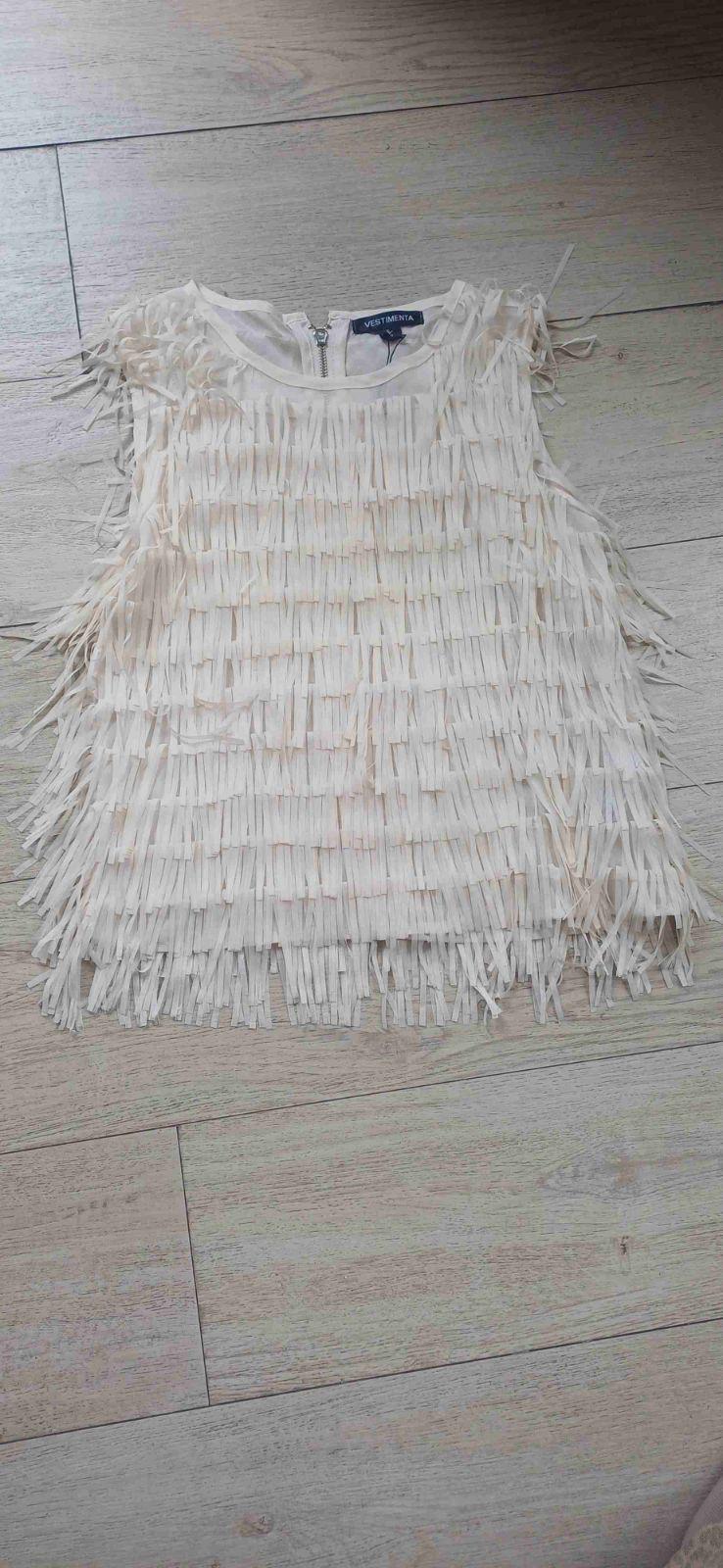 Blusa blanca de flecos Vestimenta, foto 2 de 2