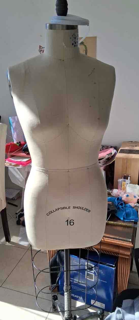 Maniquí de costura ajustable talla 16, foto 1 de 1