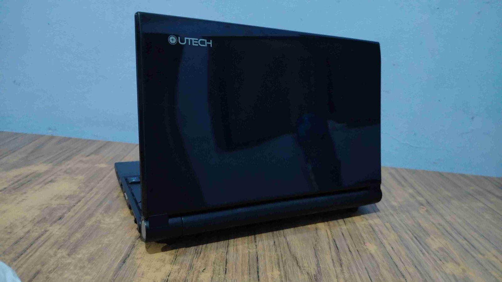Laptop Utech Negra UX101-BLK, foto 2 de 4