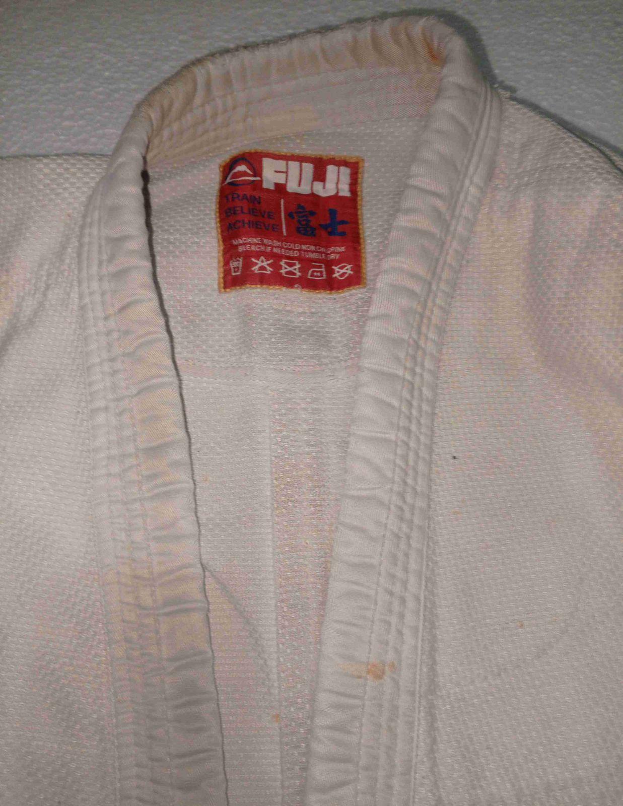 Chaqueta de Judo color blanco Fuji, foto 2 de 4