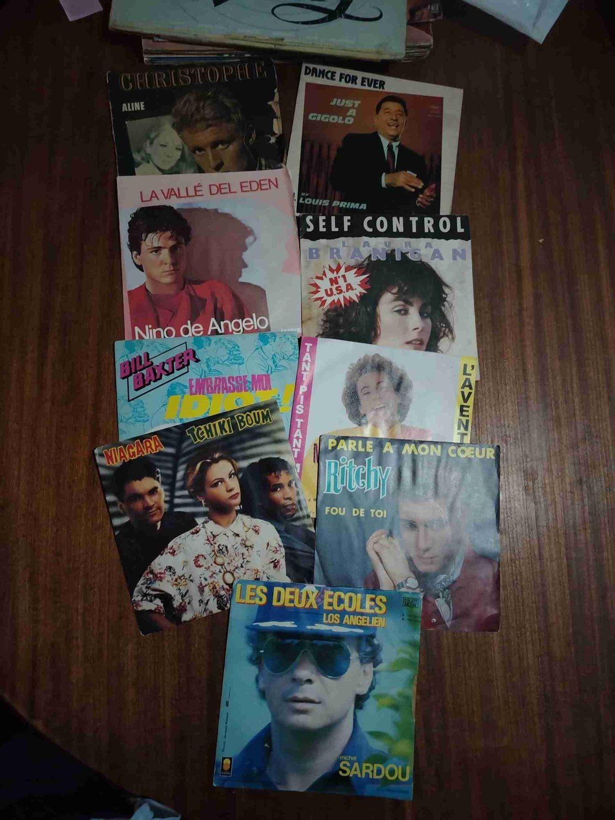 Lote de Discos de Vinilo 45 RPM. Son 248 en Total. Varios Artistas, foto 2 de 8