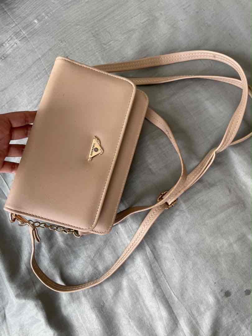Cartera de mano y hombro color beige, foto 1 de 1