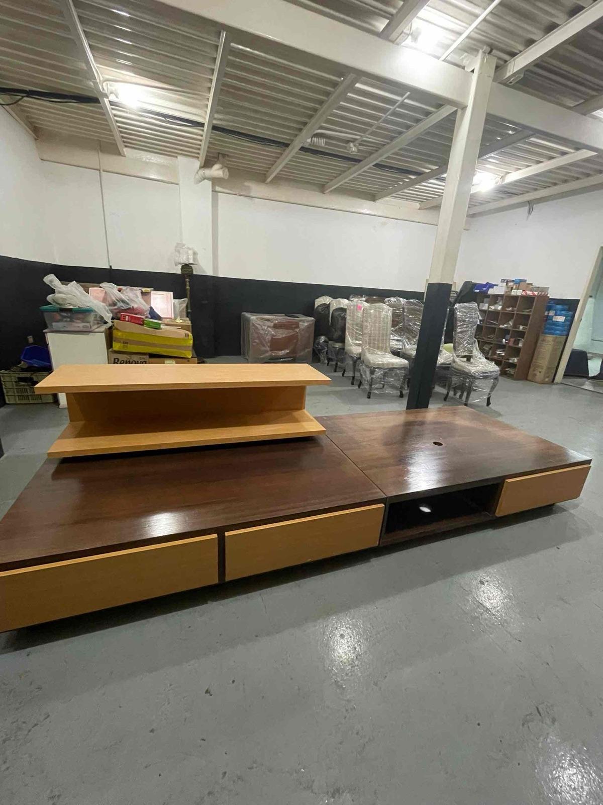 Mesa de centro o mueble para TV de madera, foto 3 de 5