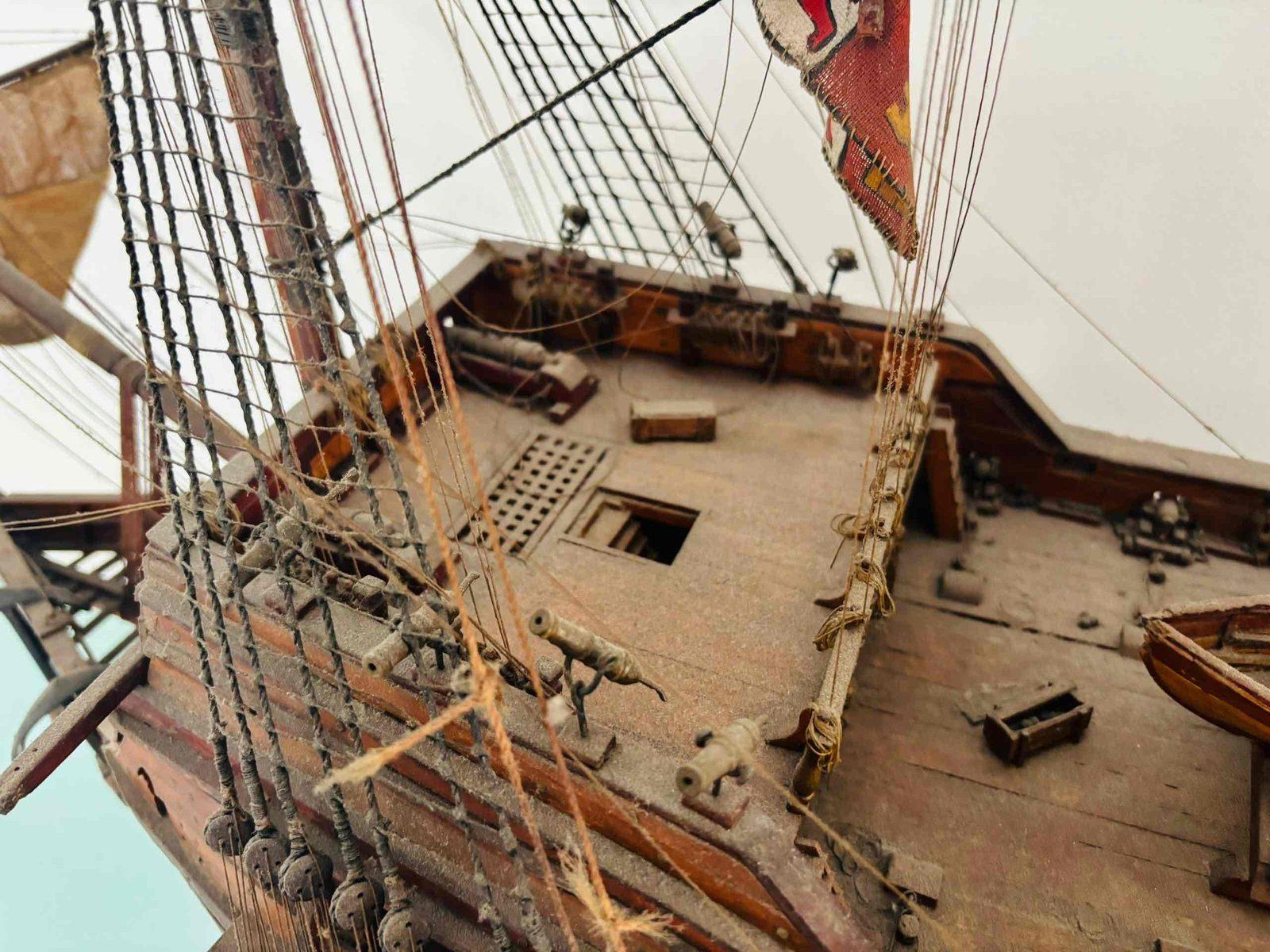 Maqueta de barco galeón antiguo en madera, foto 4 de 7