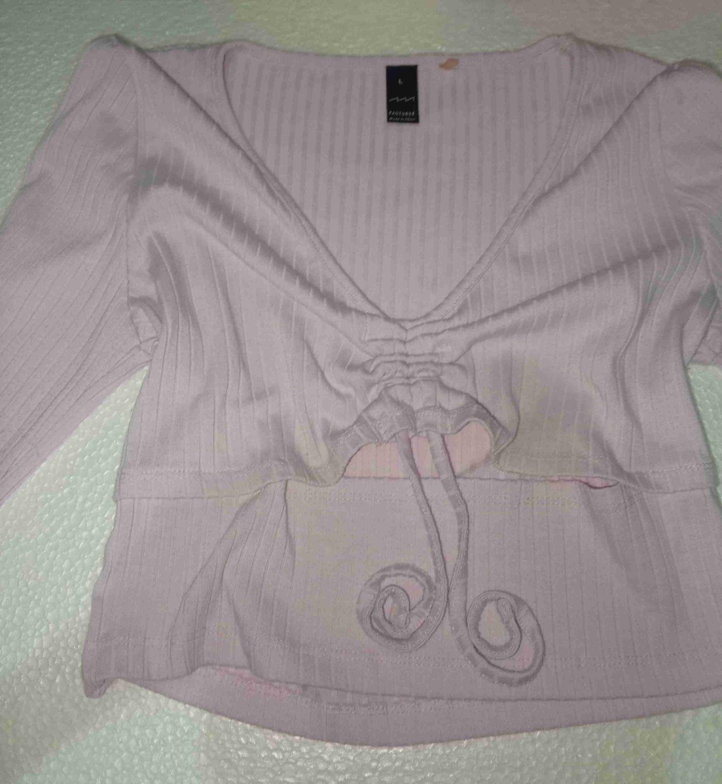 Blusa rosada de manga larga con lazo, foto 2 de 3