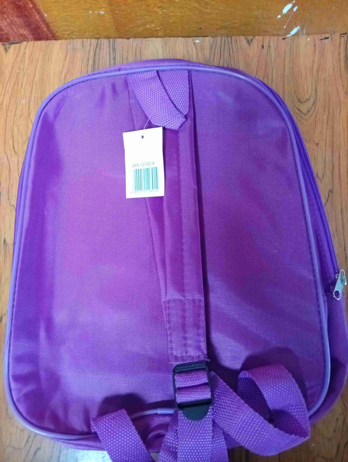 Bolso escolar morado de princesas, foto 2 de 2