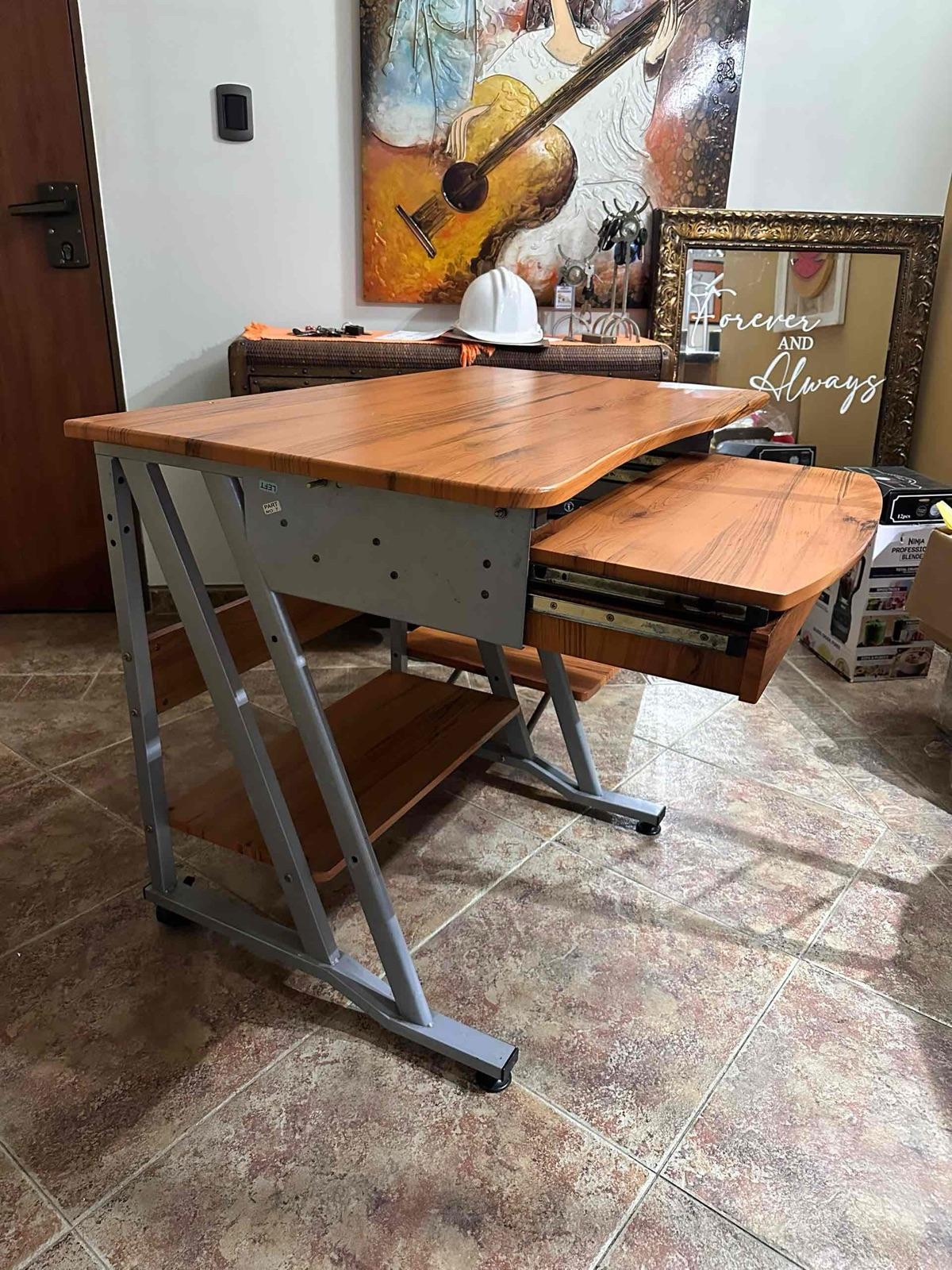 Escritorio Multifuncional para Computadora – Acabado Madera con Repisas, foto 6 de 8