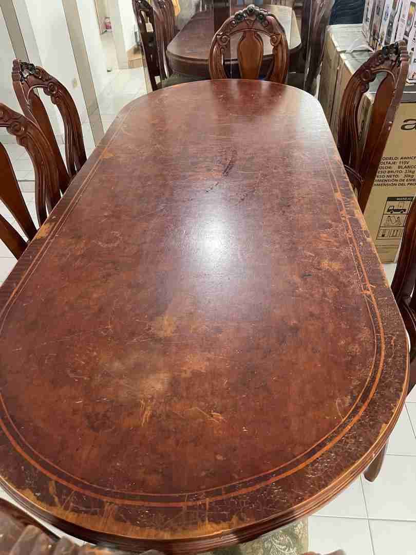 Juego de comedor de madera con sillas, foto 3 de 3