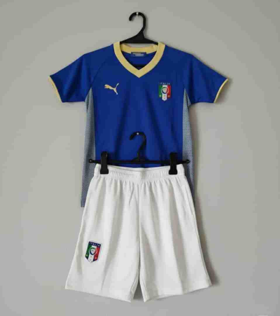Conjunto deportivo de fútbol, foto 2 de 3