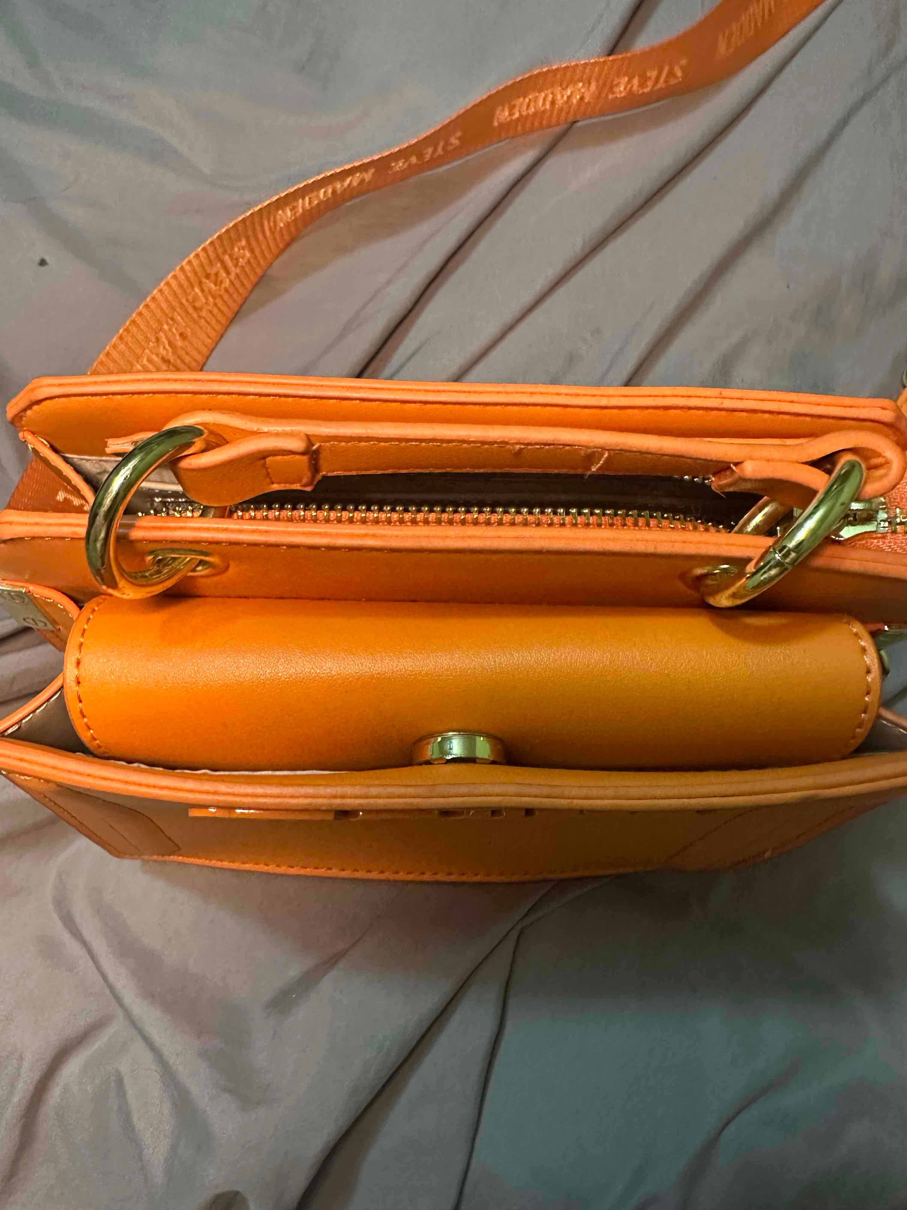 Cartera, foto 2 de 5