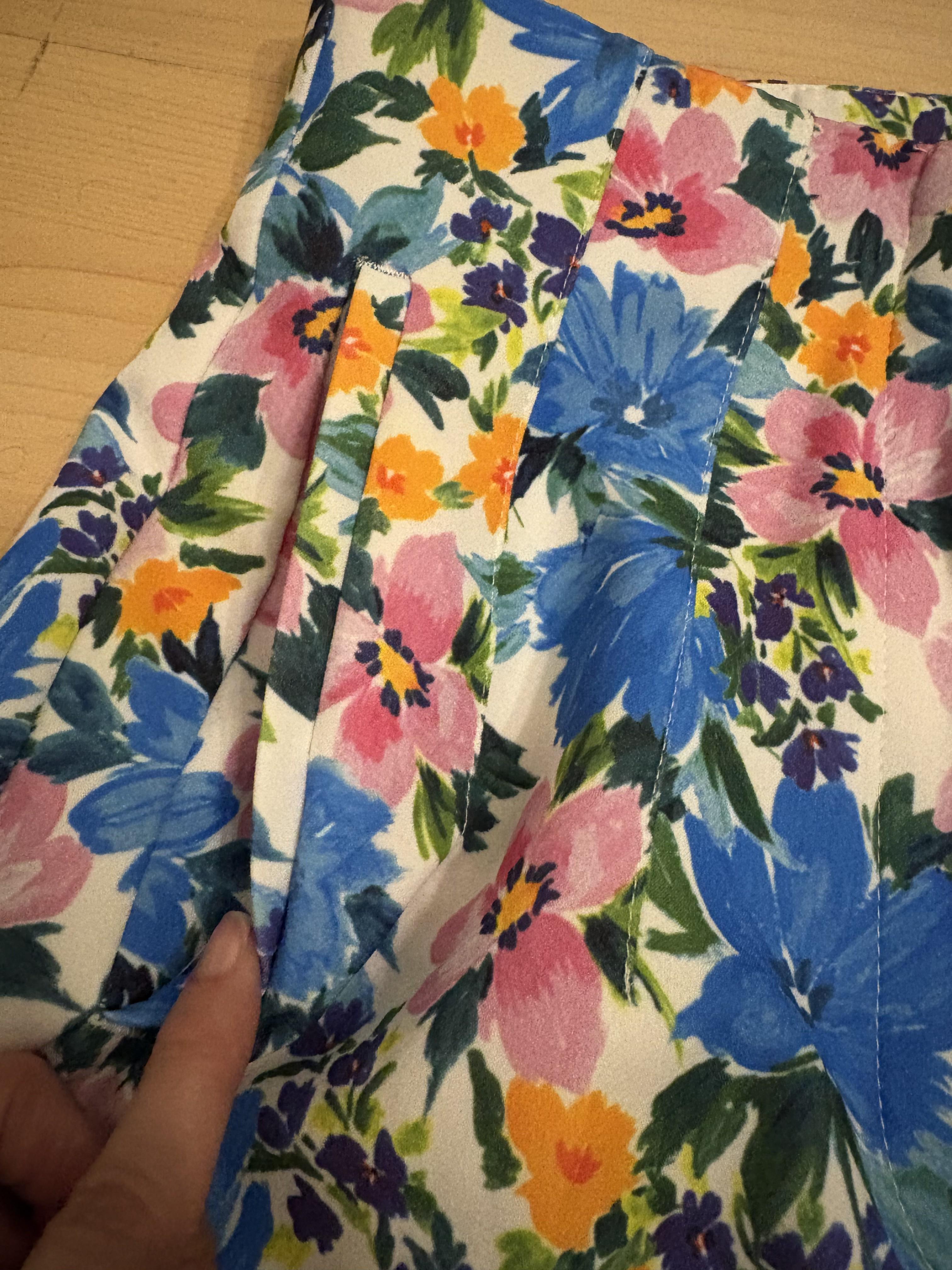 Pantalón de flores Zara, foto 3 de 4