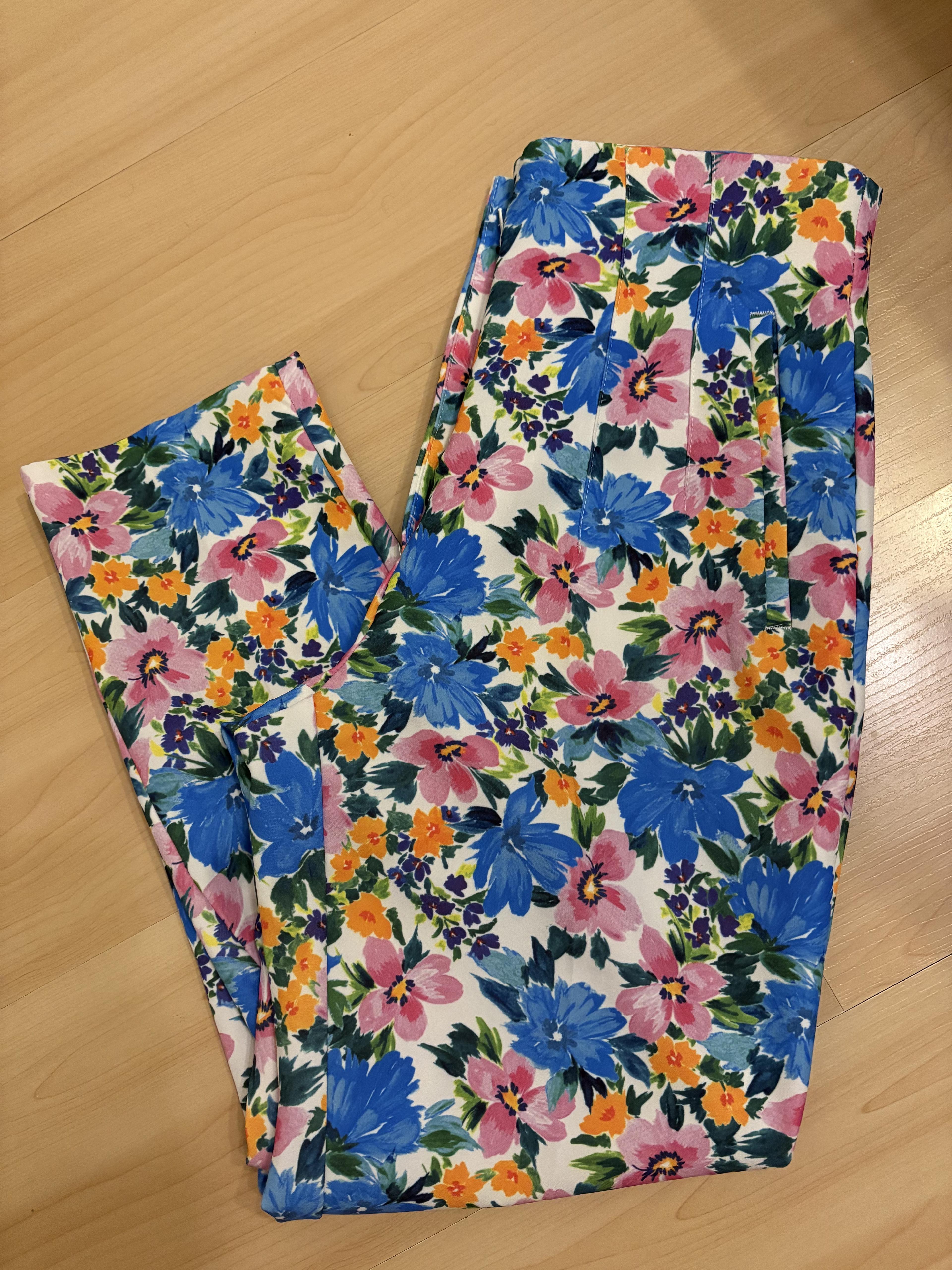 Pantalón de flores Zara, foto 4 de 4