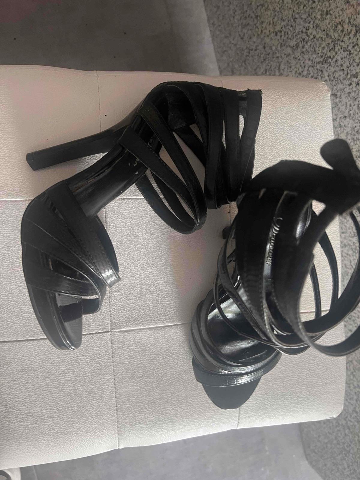 Sandalias tacón alto negras, foto 3 de 8