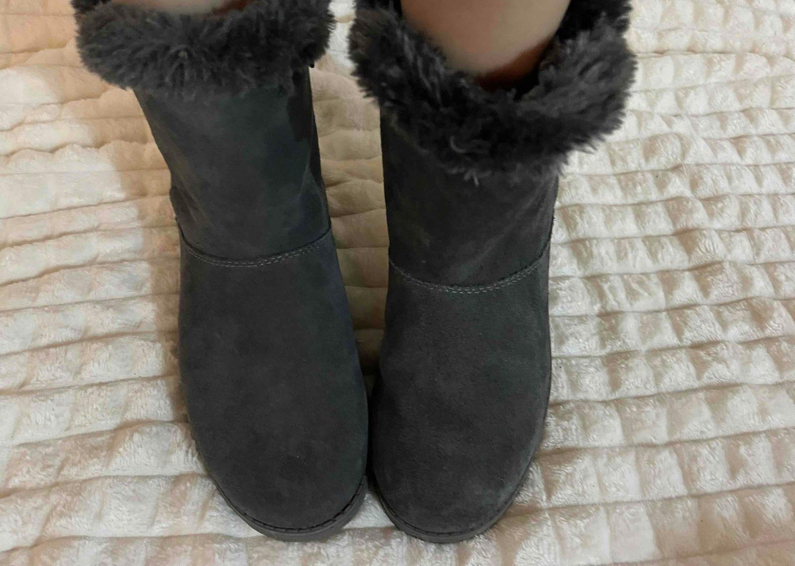 Botas grises, foto 3 de 3