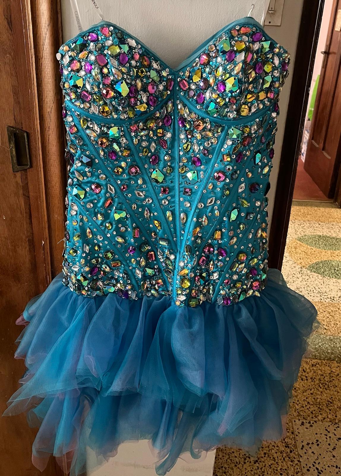 Vestidos cortos, foto 2 de 3