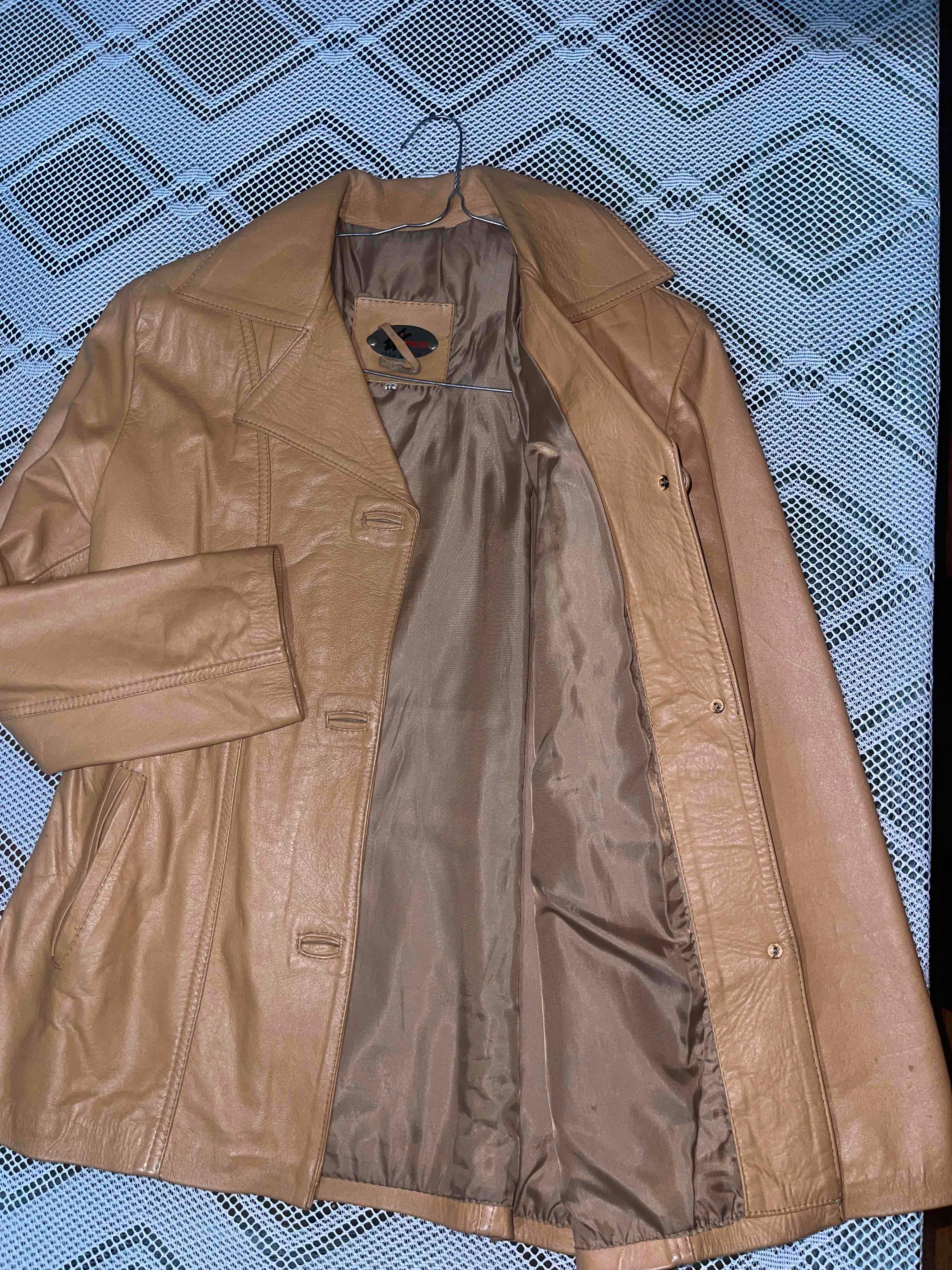 Chaqueta de cuero, foto 4 de 5