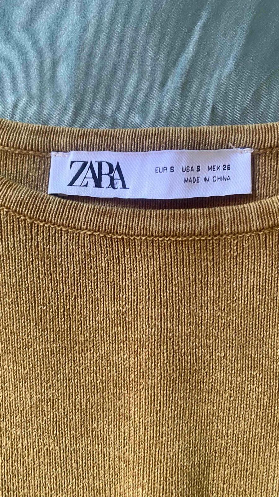 Sweter de manga larga Zara color mostaza, foto 2 de 3