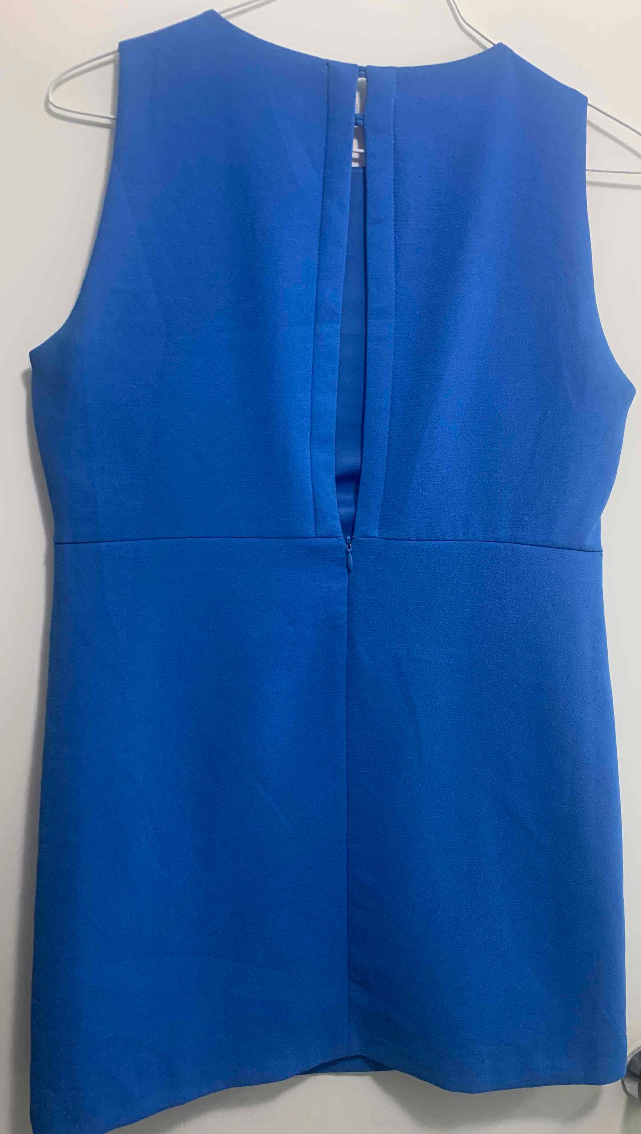 Vestido Corto, foto 3 de 4