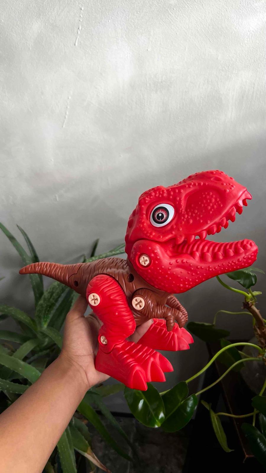 Juego didáctico de dinosaurios con sus destornilladores, foto 5 de 6
