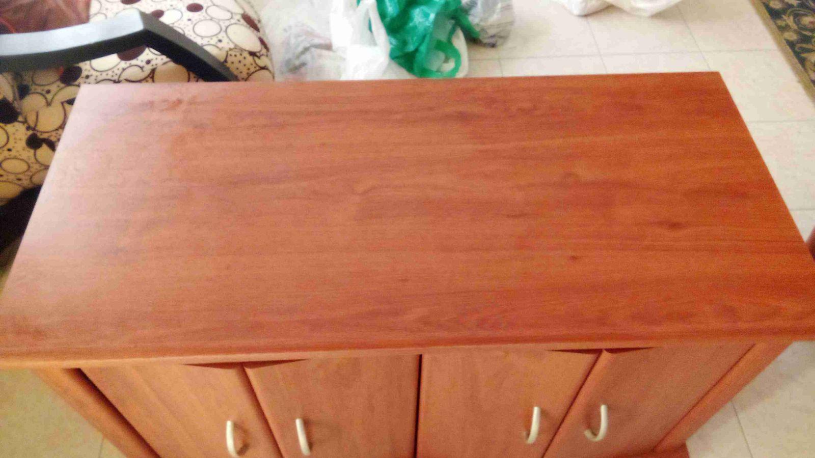 Mueble modular en madera prensada NO ES MDF... Con puertas y almacenamiento interno por niveles en color marrón puertas para dejar todo ordenado y uso para colocar TV Led de 52", foto 2 de 8