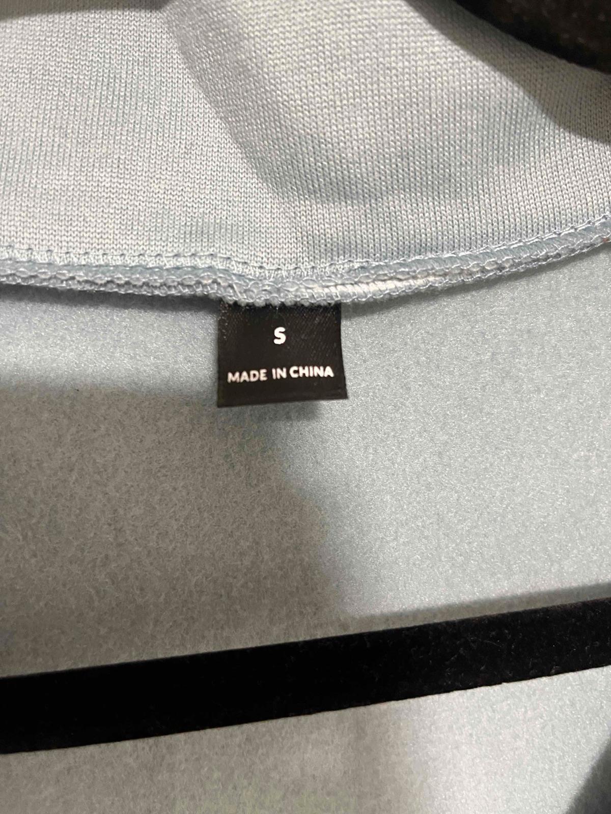 Chaqueta deportiva azul claro talla S, foto 2 de 2